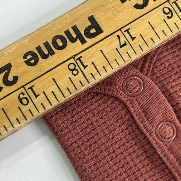 Jumping Beans Baby Bodysuit 24M Rust Waffle Thermal Knit Polar Bear Graphic - Picture 8 of 8